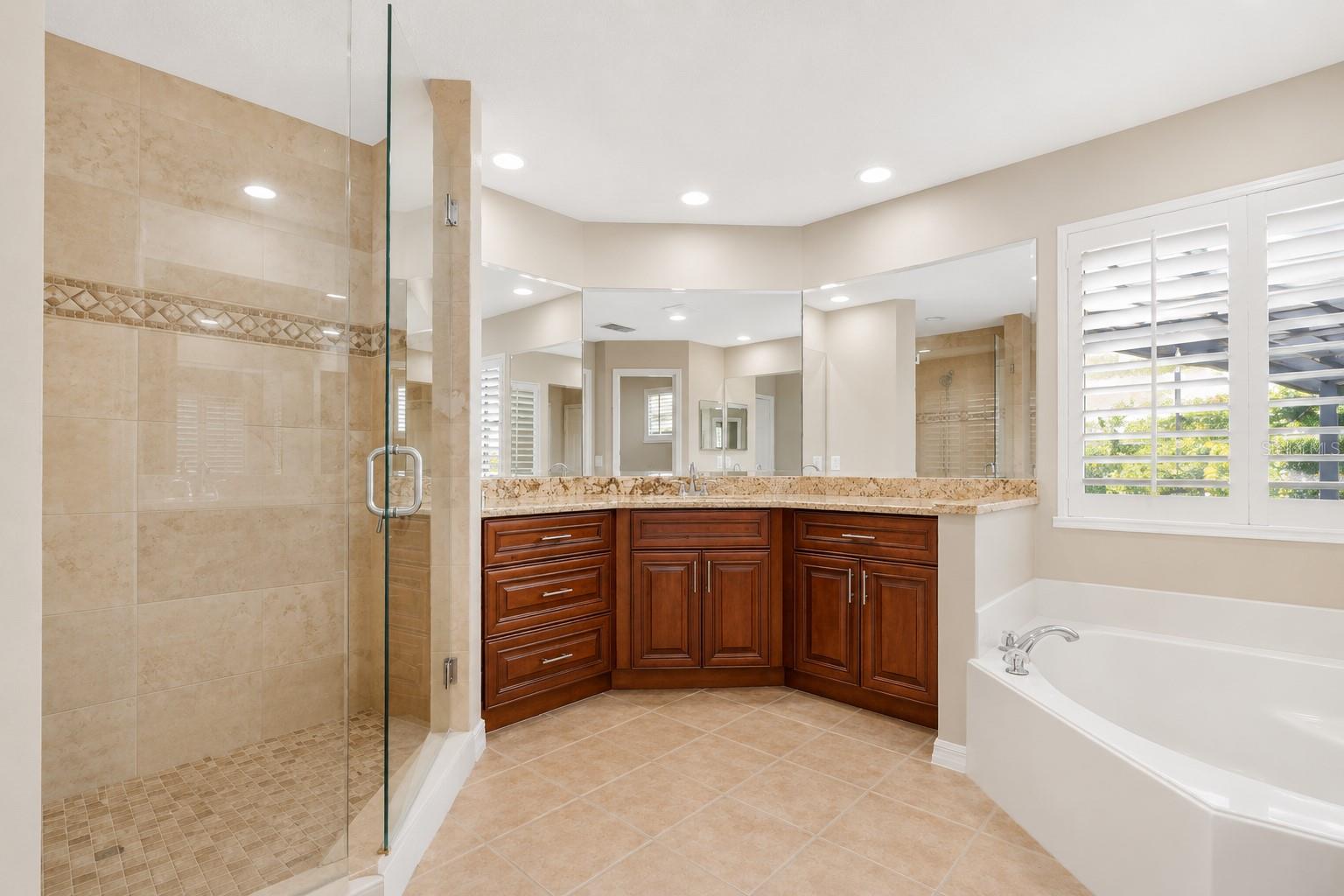 VISTA LAKES VILLAGE N-1 PEMBROKE - Residential