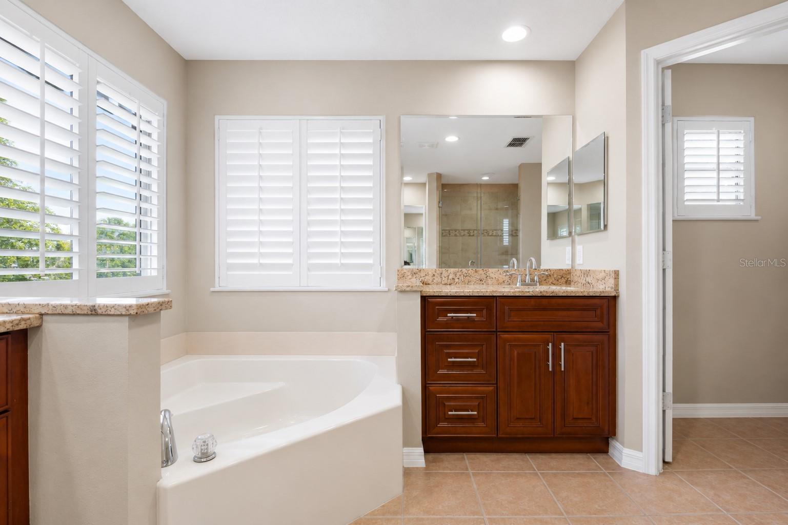 VISTA LAKES VILLAGE N-1 PEMBROKE - Residential