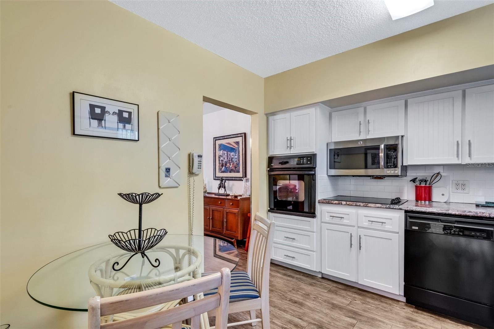 2284 SPANISH DRIVE 40