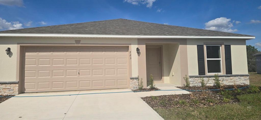 Photo of 1723 Redfin Way, Poinciana, FL 34759 (MLS # C7522392)