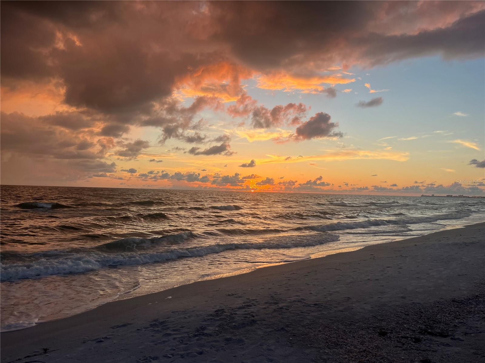 GULF SHORES CONDO - Residential