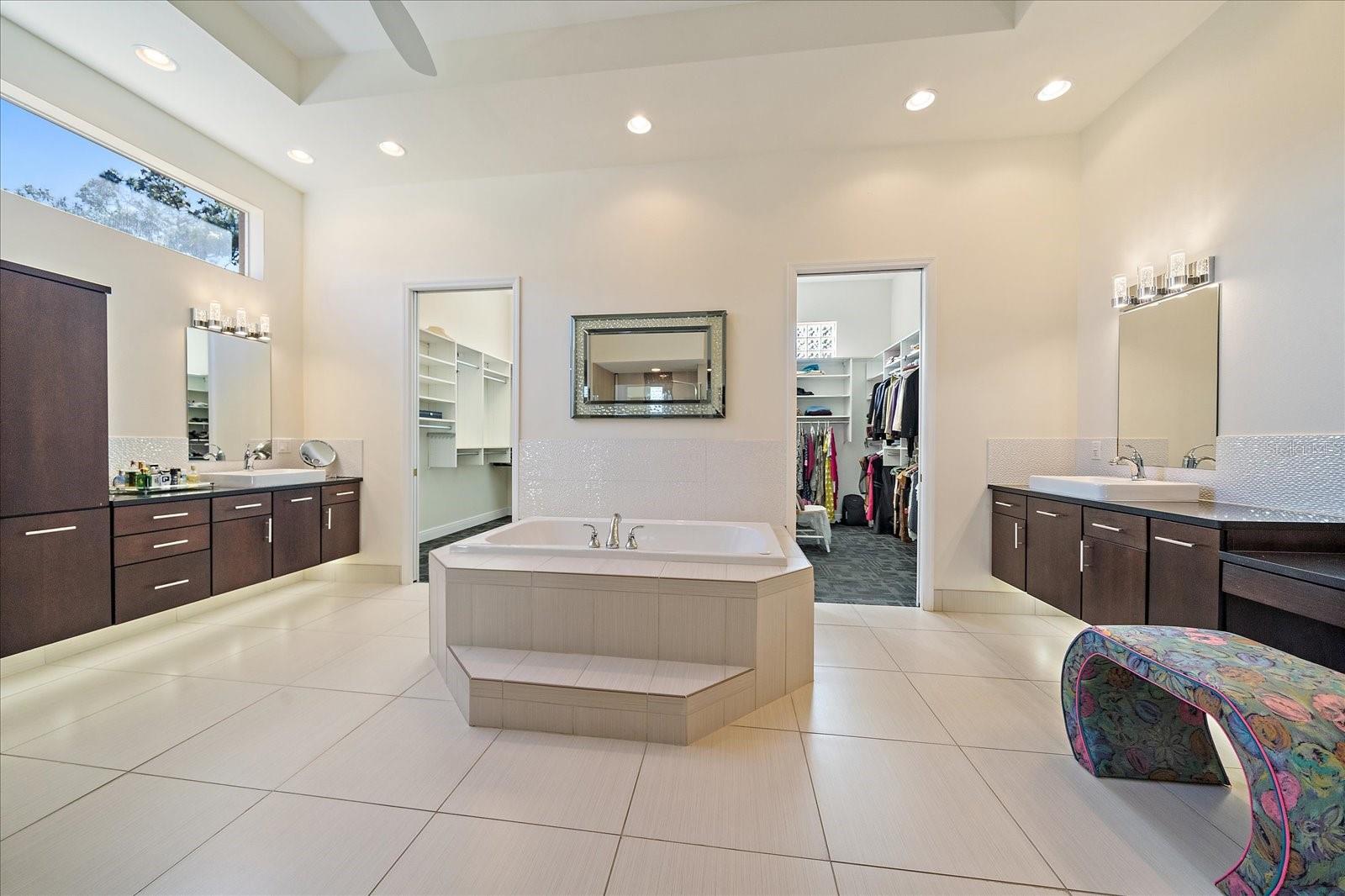 SUN N LAKE - Residential