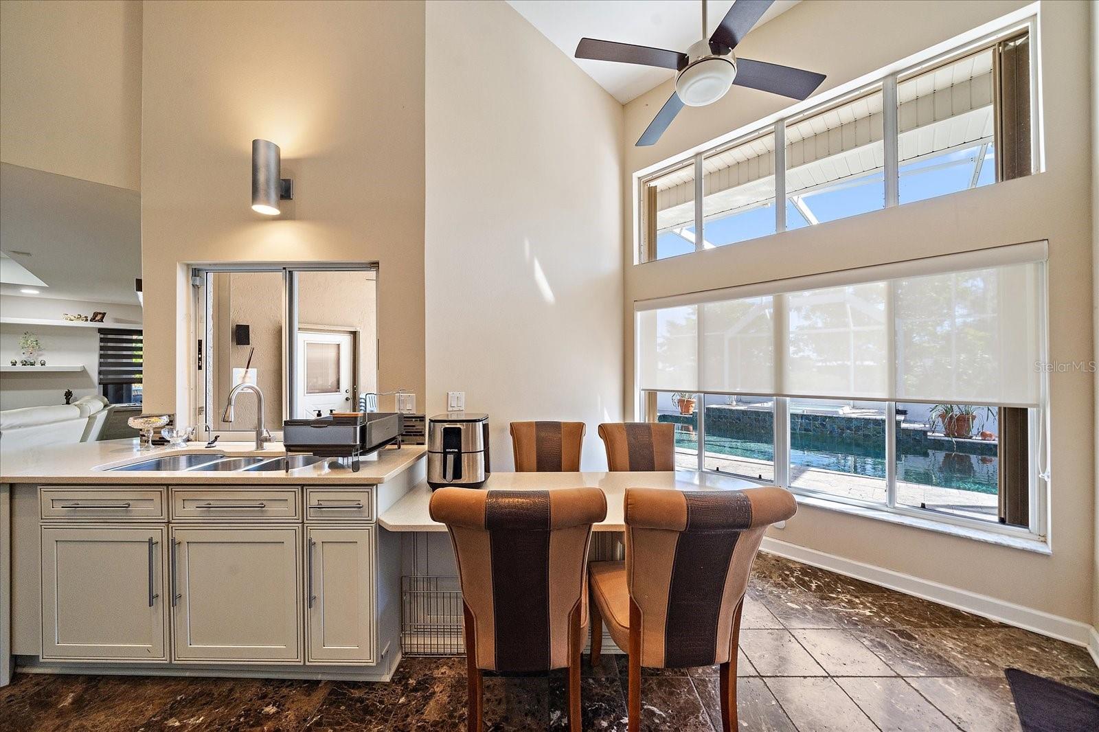 SUN N LAKE - Residential