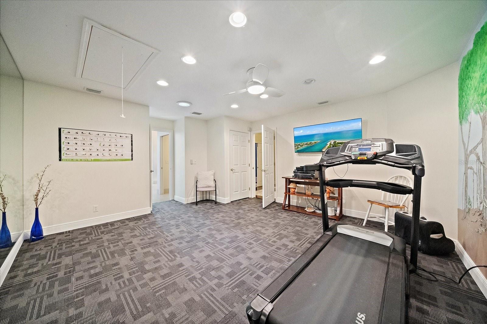 SUN N LAKE - Residential