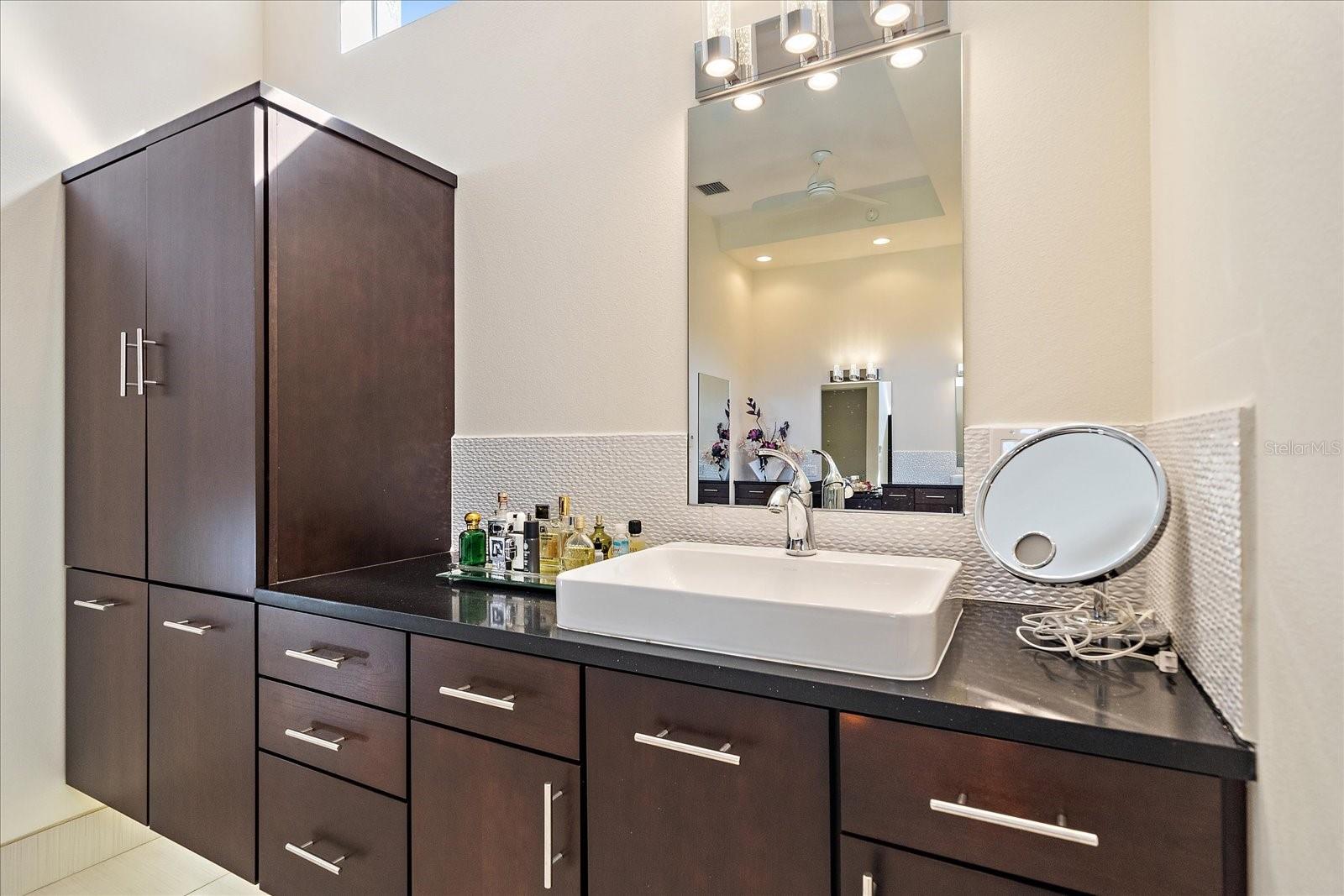 SUN N LAKE - Residential