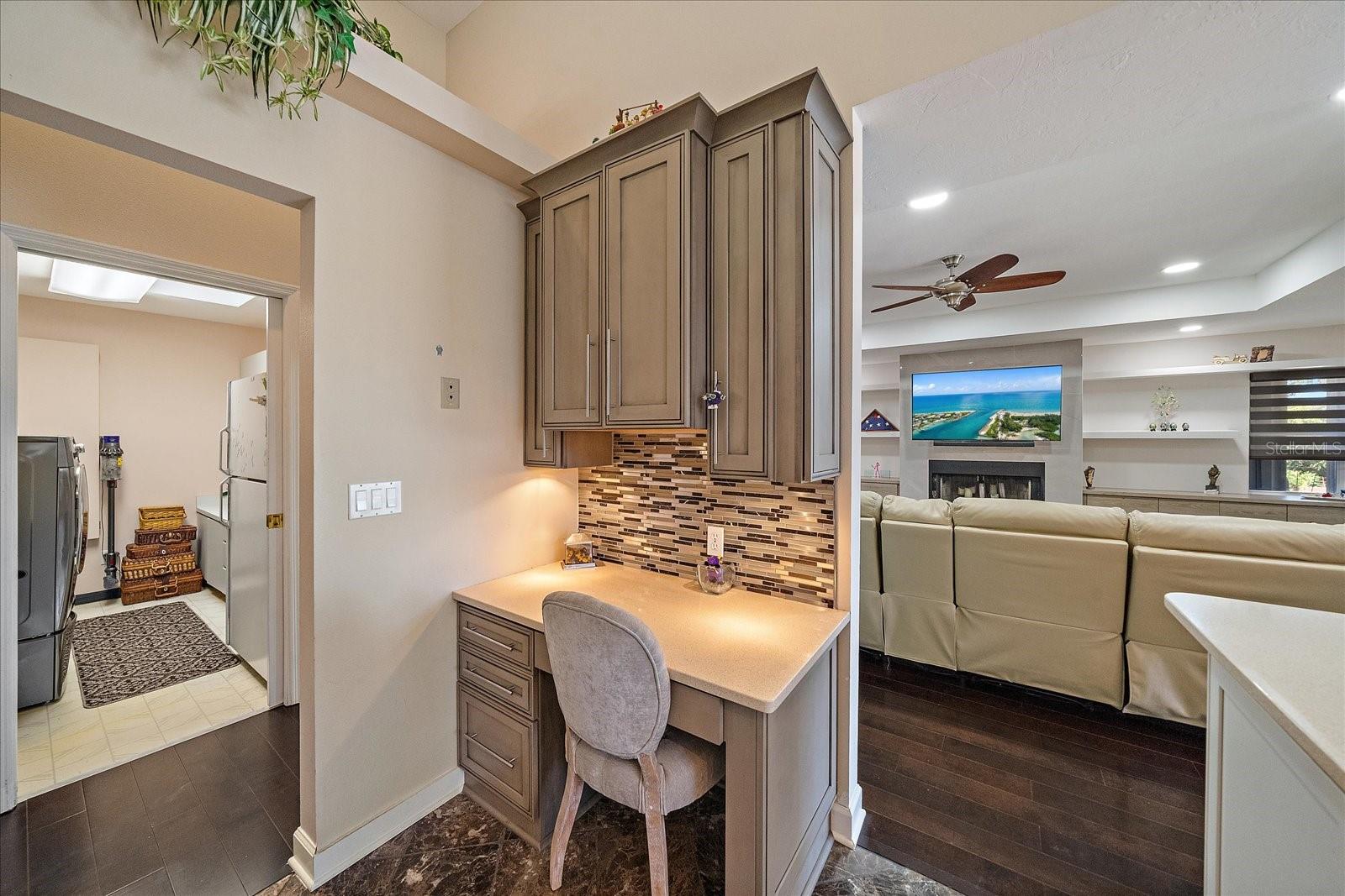 SUN N LAKE - Residential