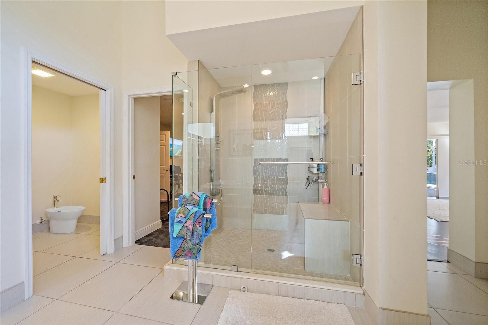 SUN N LAKE - Residential