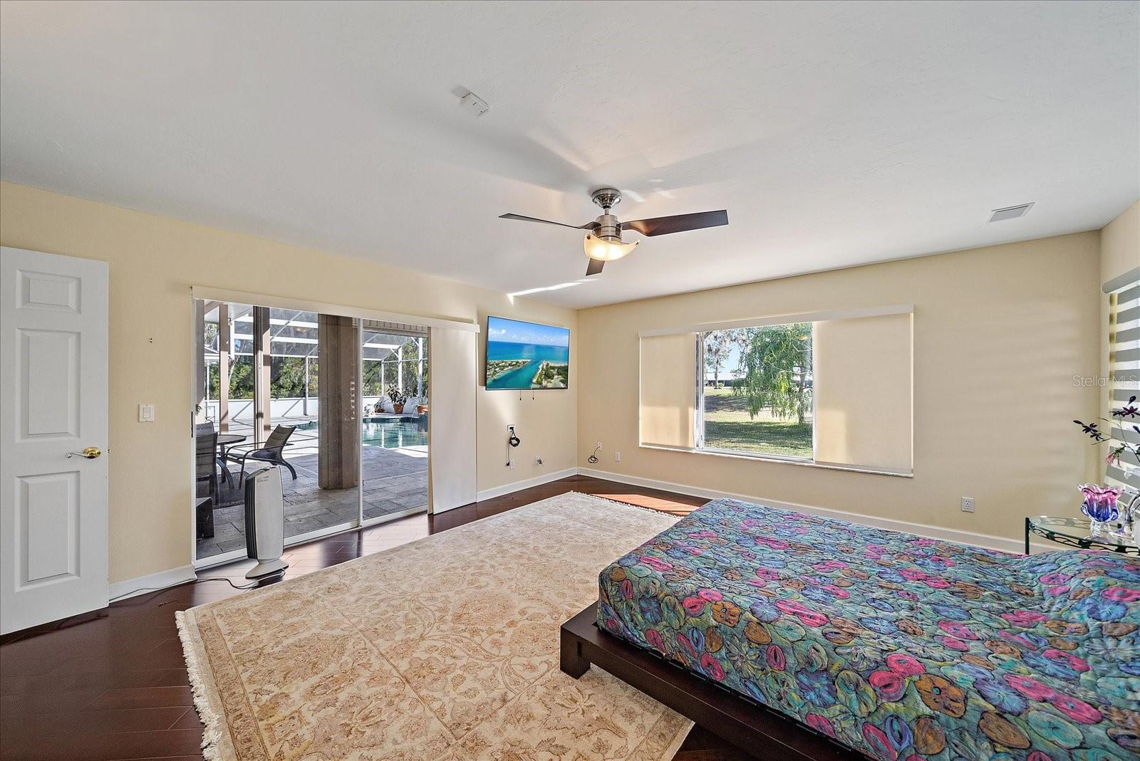 SUN N LAKE - Residential