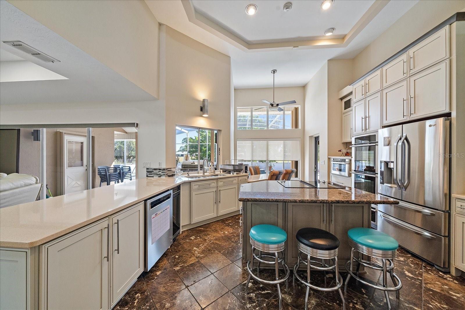 SUN N LAKE - Residential