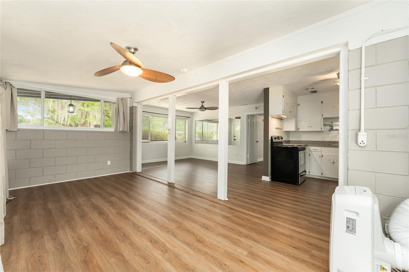 MICHIGAN HEIGHTS - Residential
