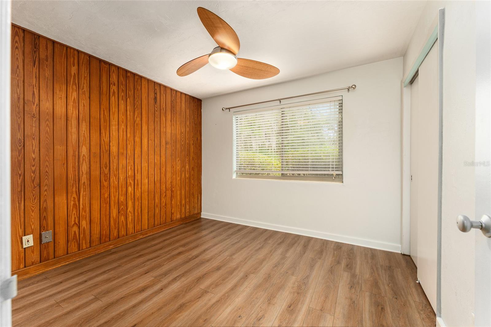 MICHIGAN HEIGHTS - Residential