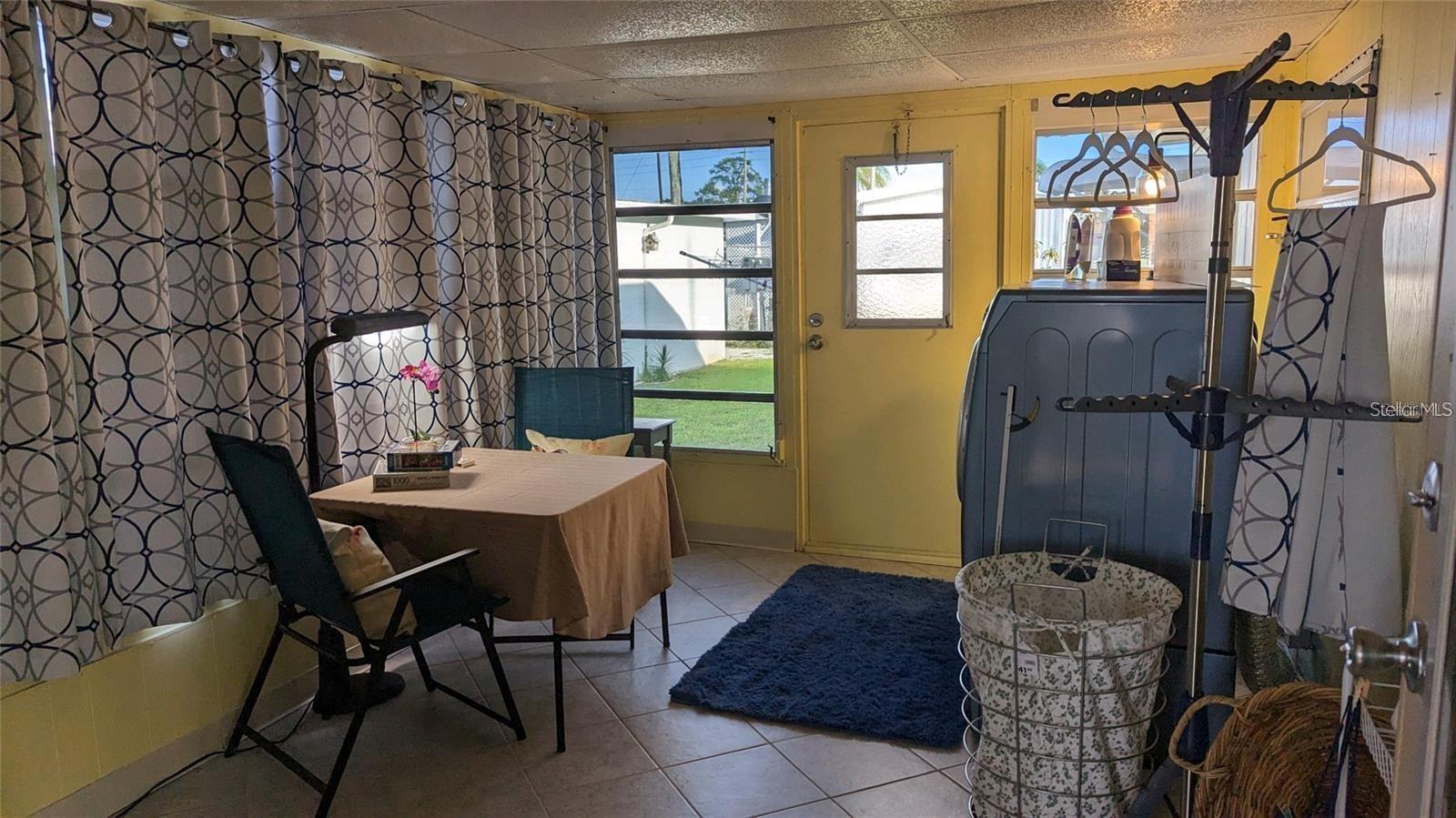 DE SOTO COMMUNITY UNIT ONE - Residential