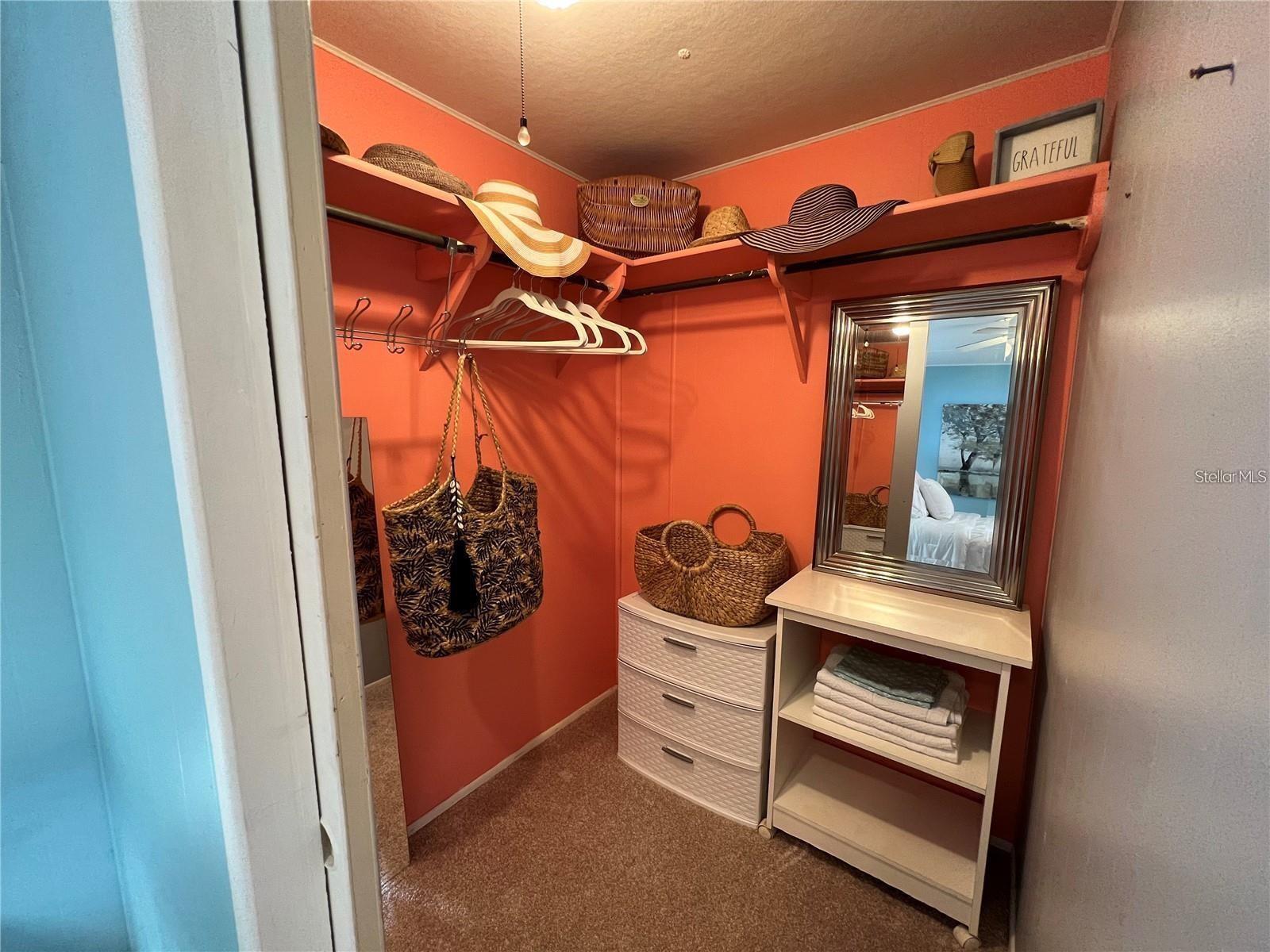 DE SOTO COMMUNITY UNIT ONE - Residential