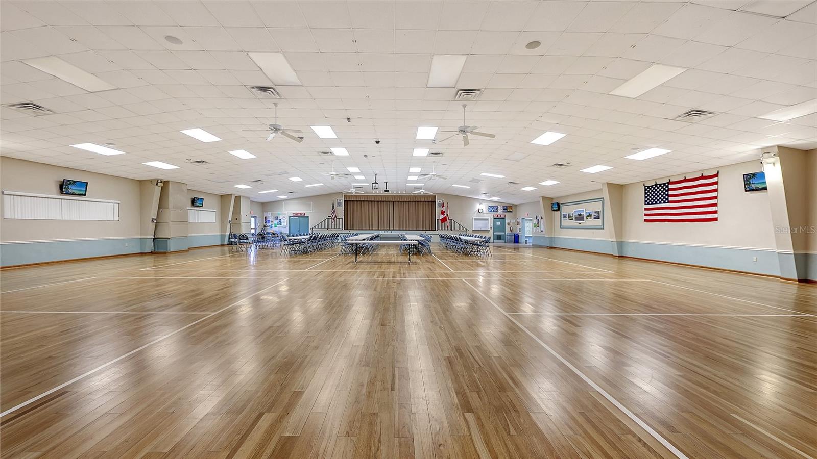 DE SOTO COMMUNITY UNIT ONE - Residential