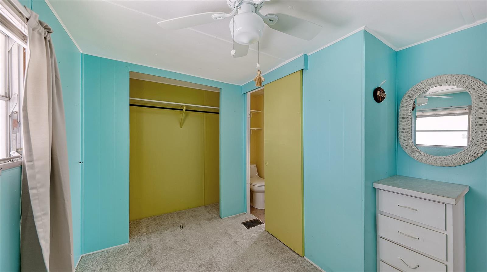 DE SOTO COMMUNITY UNIT ONE - Residential