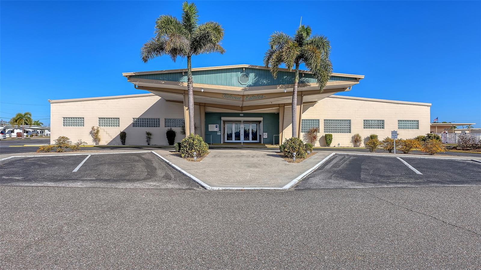 DE SOTO COMMUNITY UNIT ONE - Residential