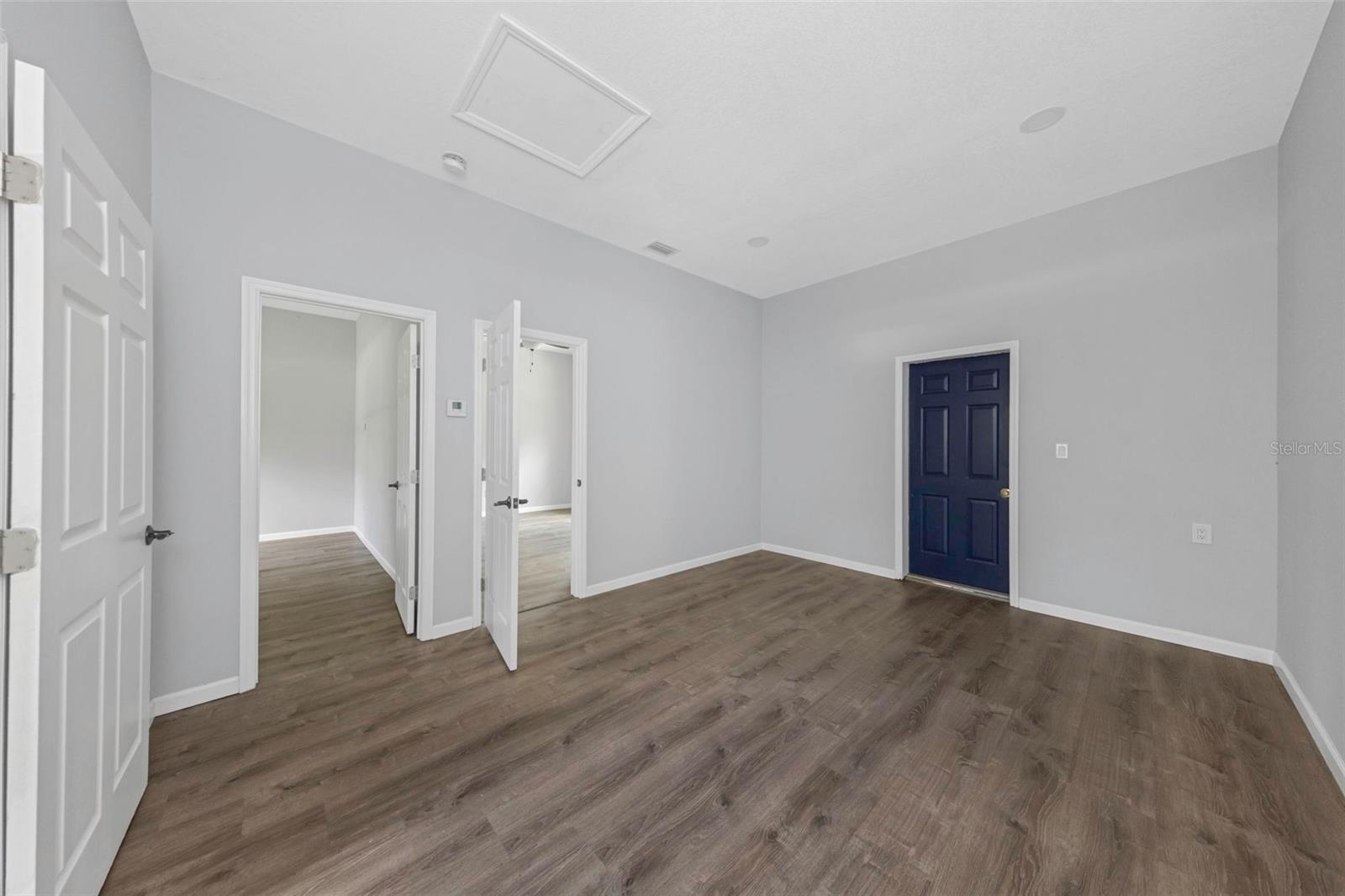 MOON LAKE ESTATES - Residential