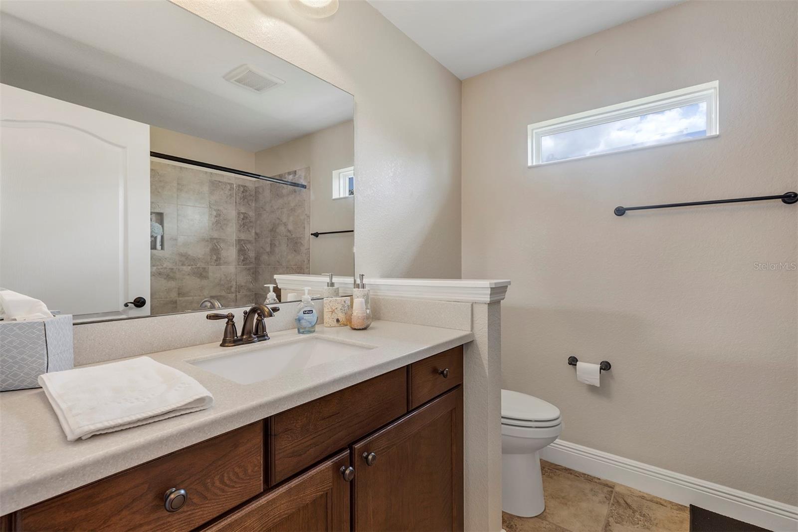 ARLINGTON RIDGE - Residential