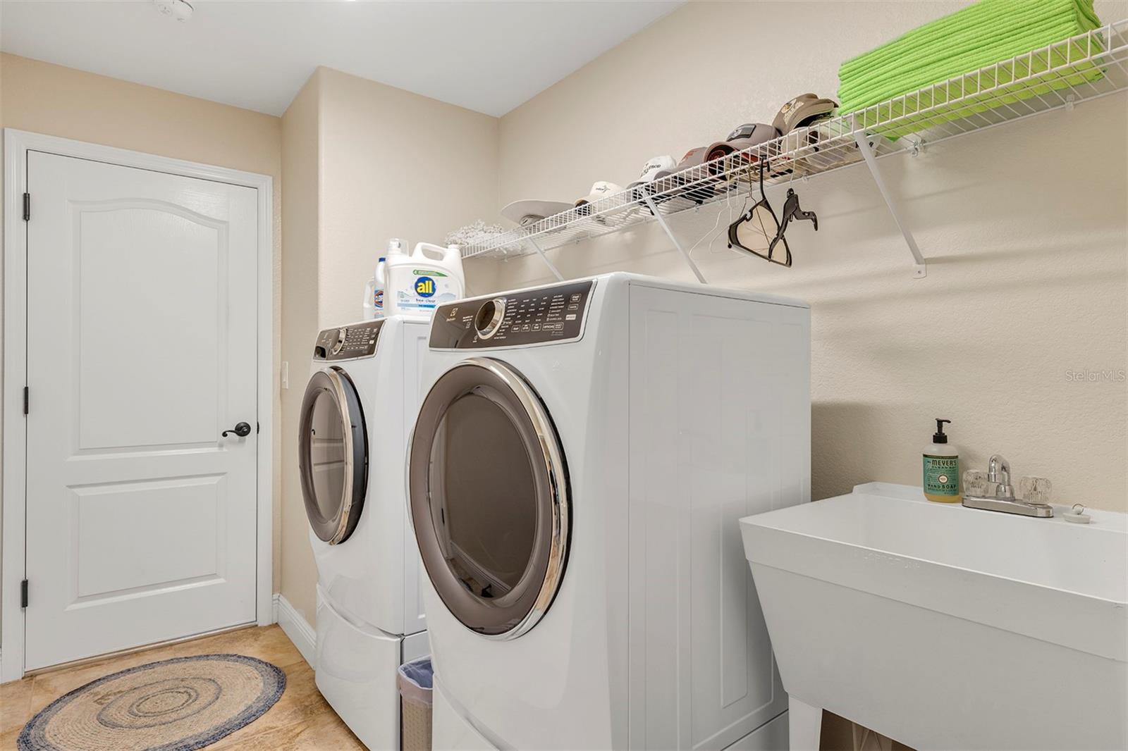 ARLINGTON RIDGE - Residential