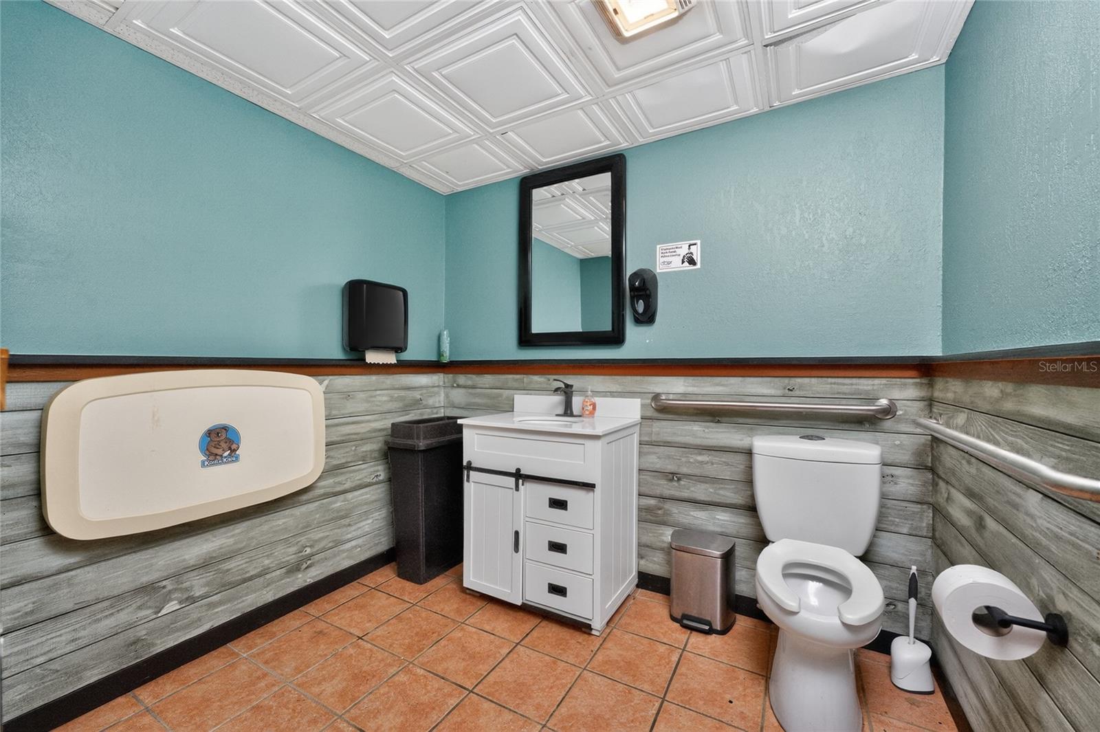 CHARLOTTE HARBOR - Commercial Sale
