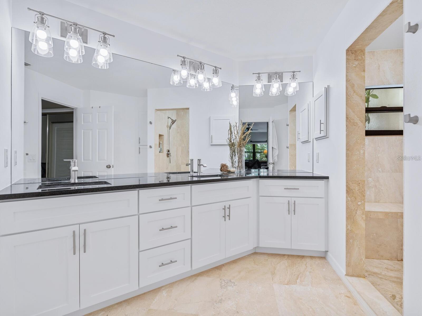 LANDINGS SOUTH VII, THE LANDINGS - Residential