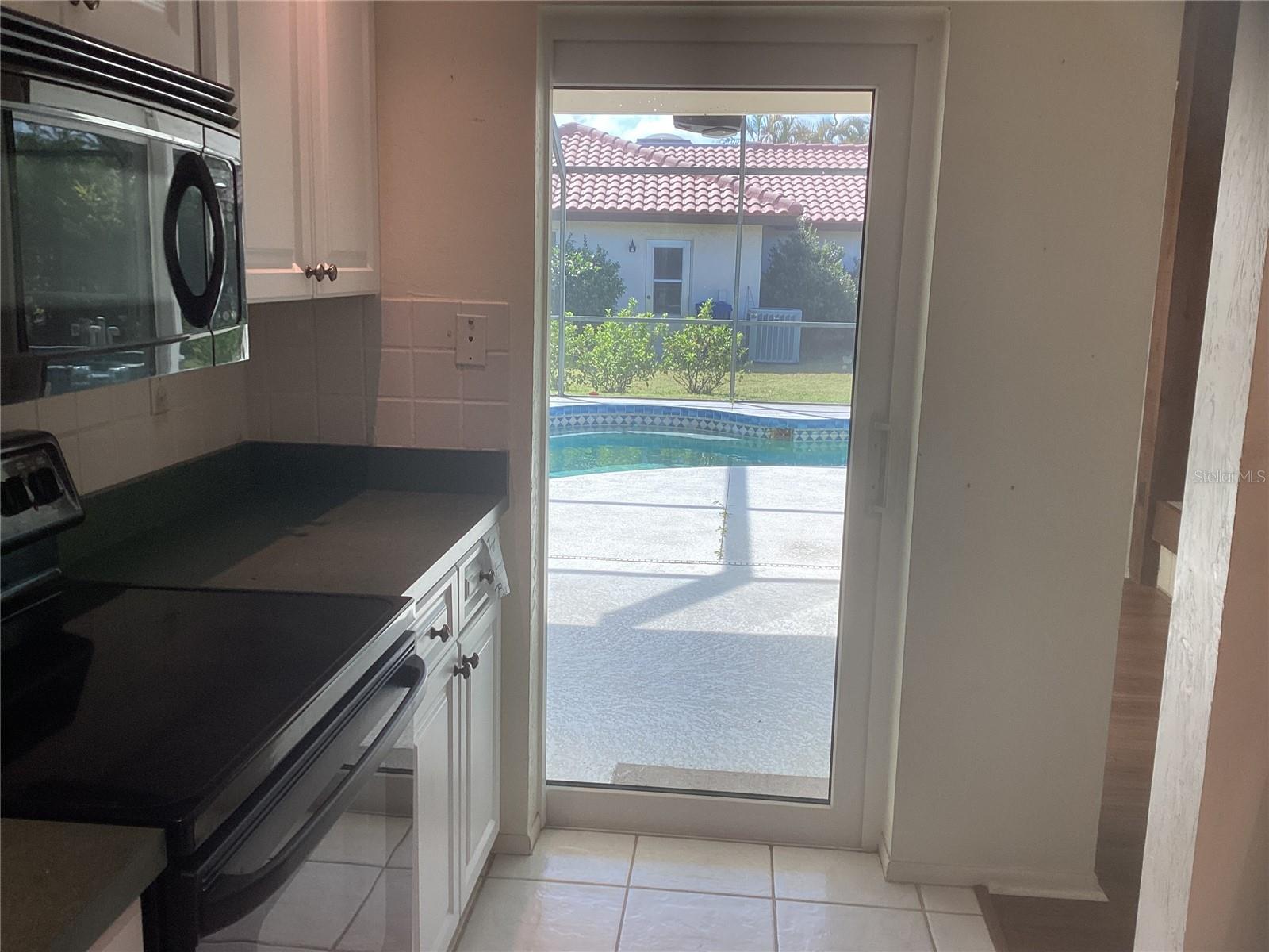 GULF GATE EAST - Residential