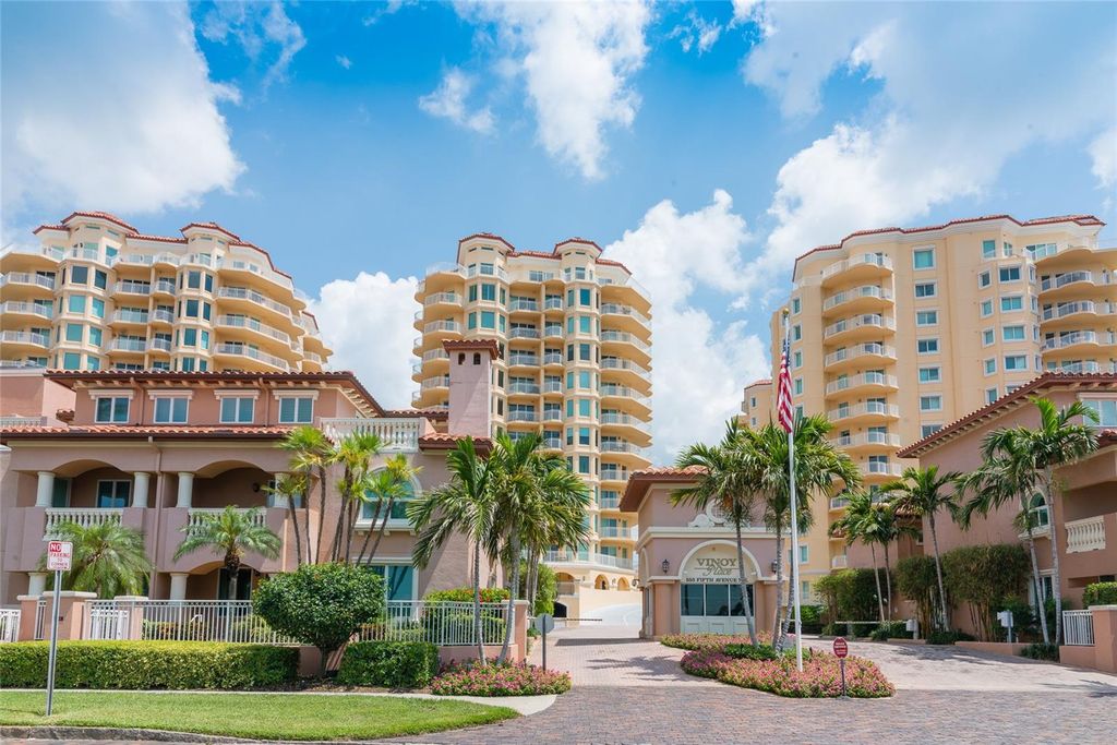 Photo of 555 5th Avenue NE #511, St Petersburg, FL 33701 (MLS # TB8462919)