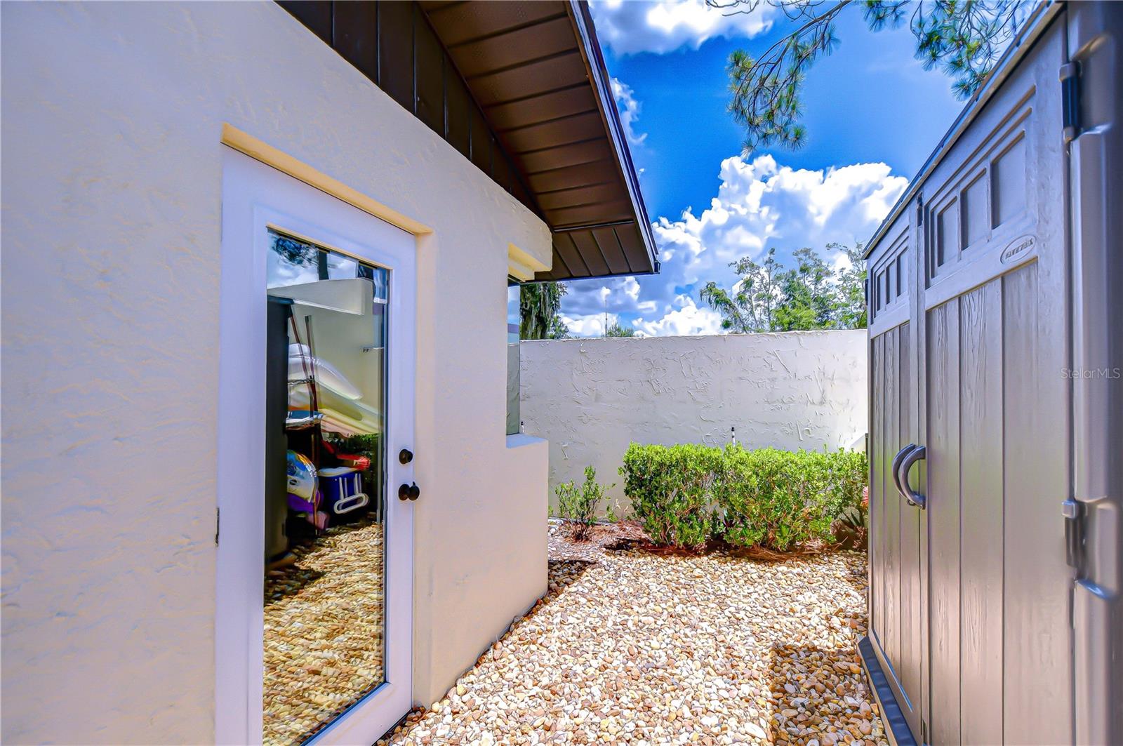 VILLAGE VI OF CARROLLWOOD VILL - Residential