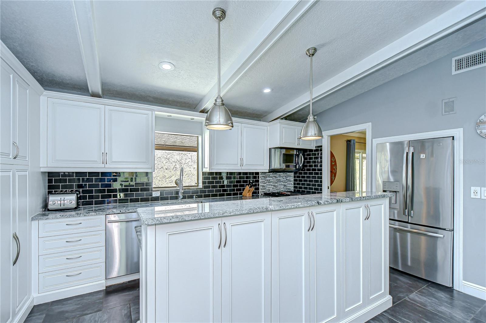 VILLAGE VI OF CARROLLWOOD VILL - Residential