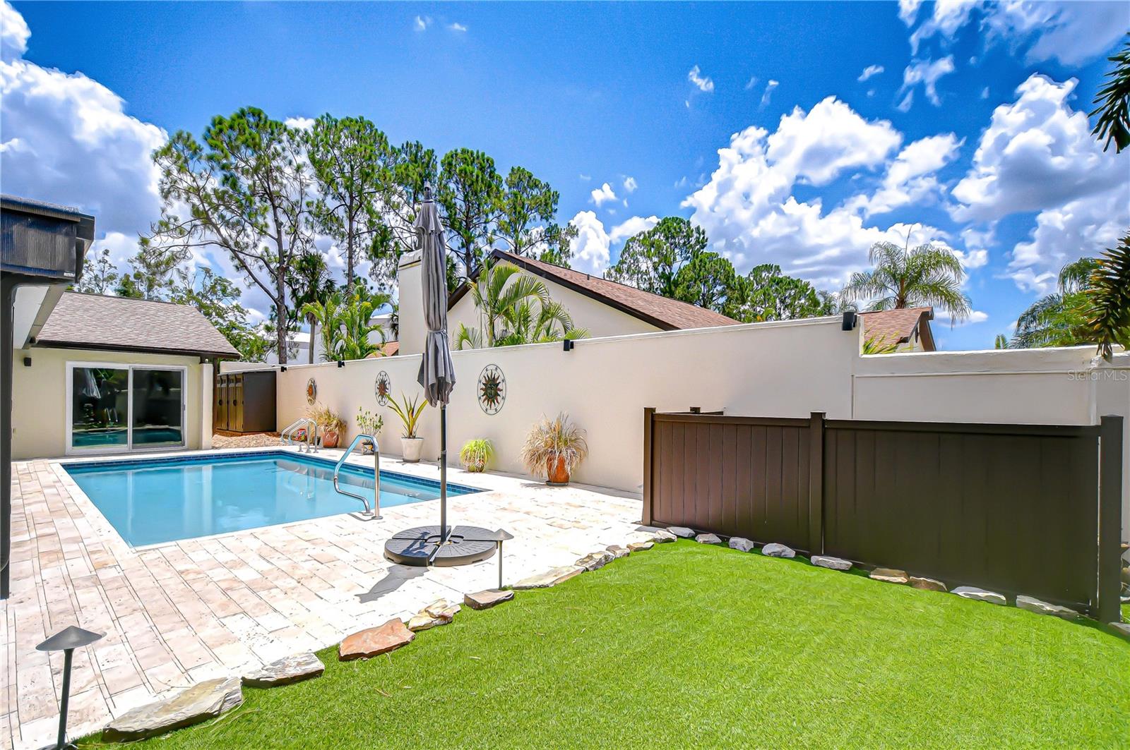 VILLAGE VI OF CARROLLWOOD VILL - Residential