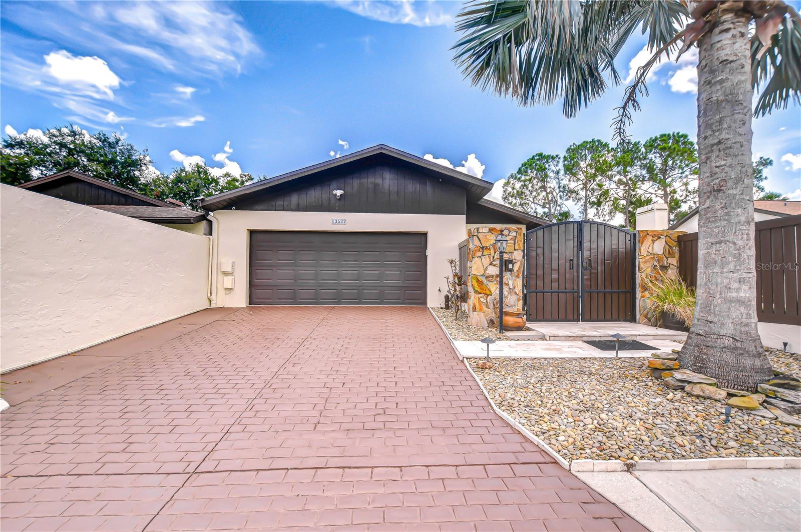 VILLAGE VI OF CARROLLWOOD VILL - Residential