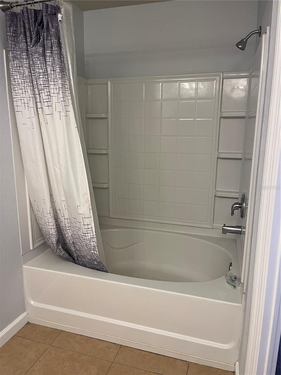 WYNCHASE TWNHMS - Residential