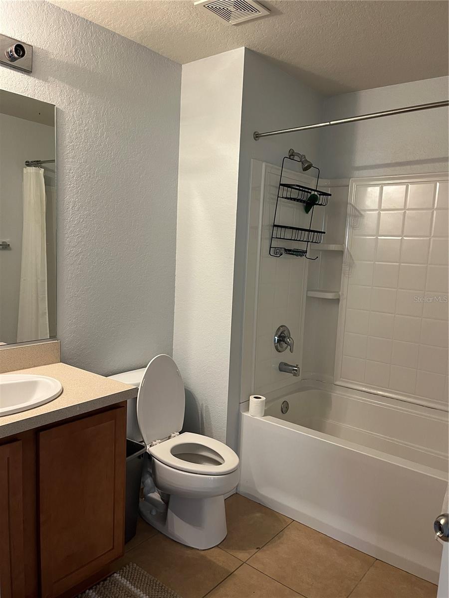 WYNCHASE TWNHMS - Residential