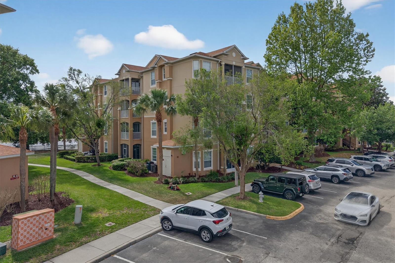 THE VENTURA AT WINDSOR HILLS CONDO - Residential