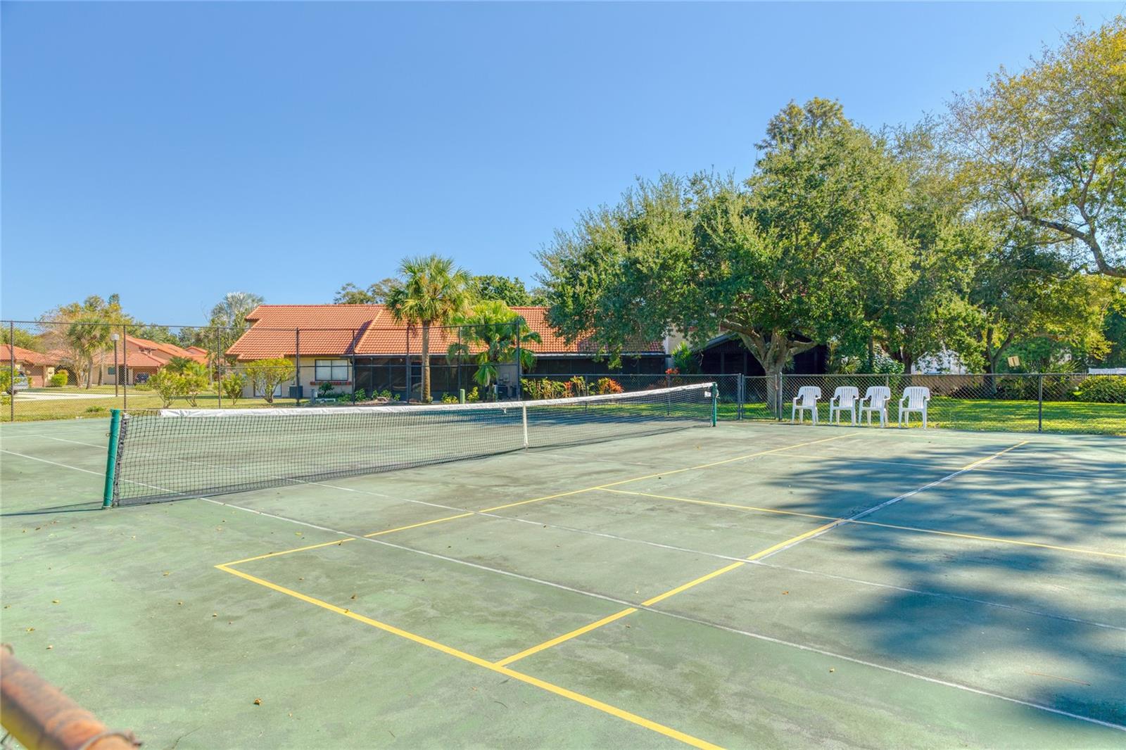 PORT MALABAR COUNTRY CLUB UNIT 5 1ST REPLAT - Residential