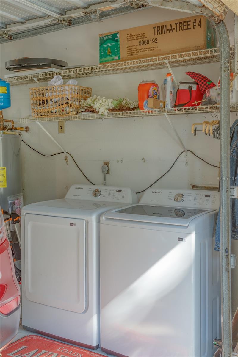 PORT MALABAR COUNTRY CLUB UNIT 5 1ST REPLAT - Residential