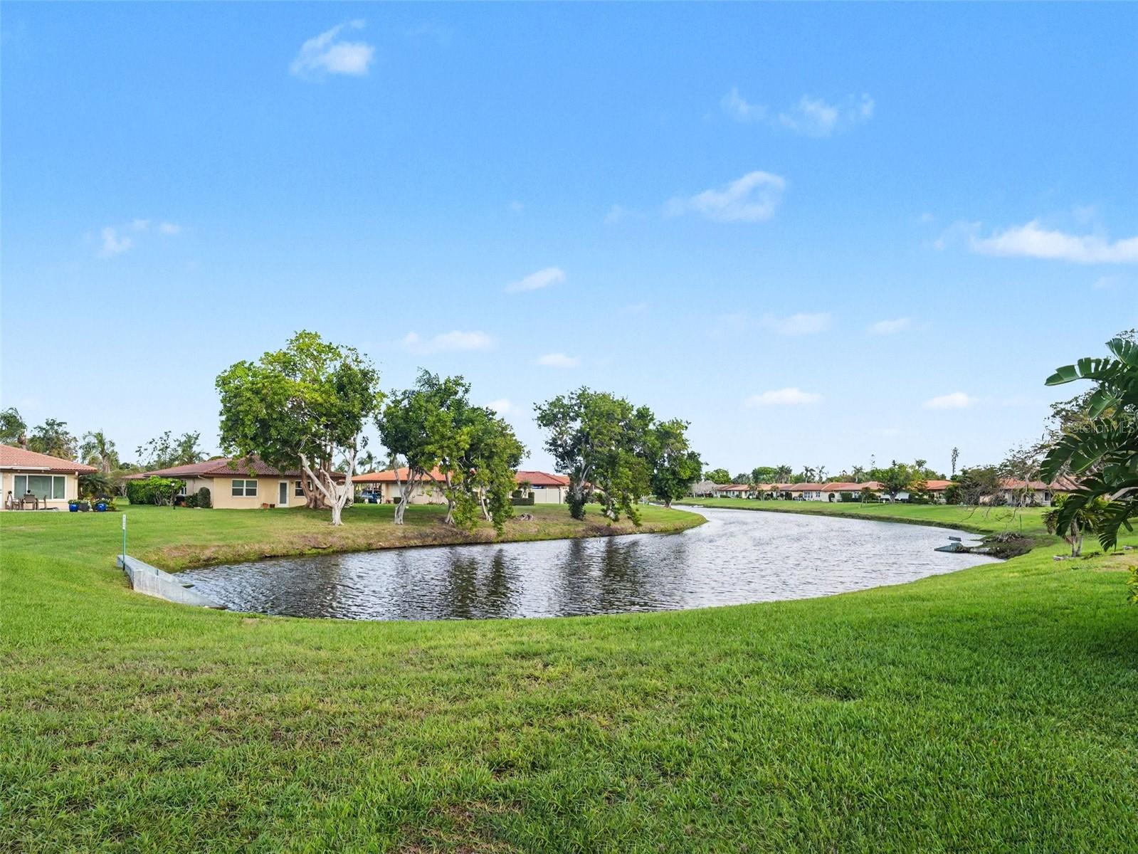 CAMBRIDGE VILLAGE - Residential