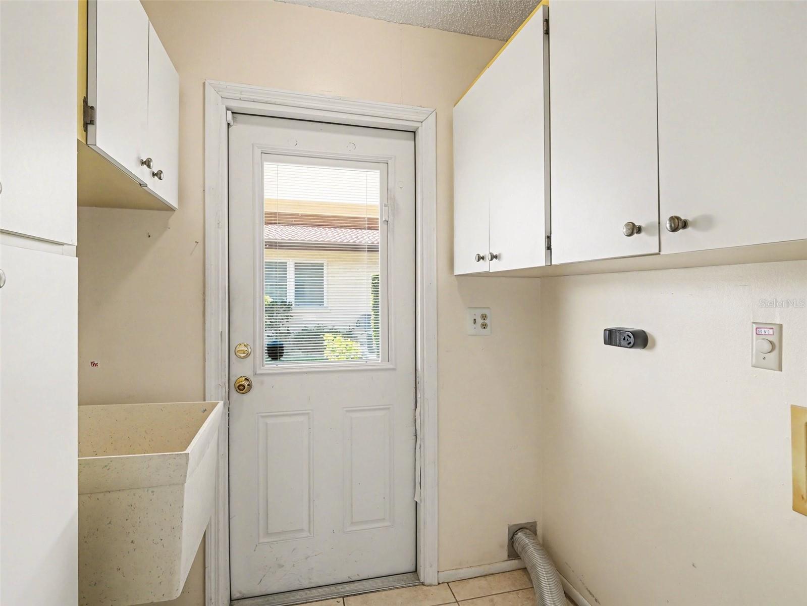 CAMBRIDGE VILLAGE - Residential