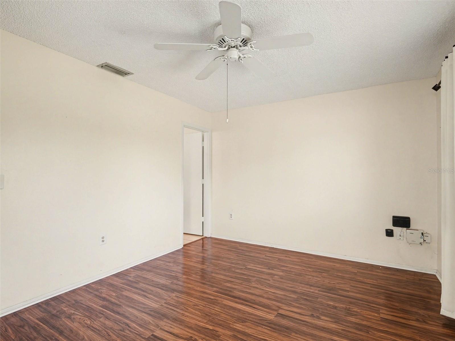 CAMBRIDGE VILLAGE - Residential