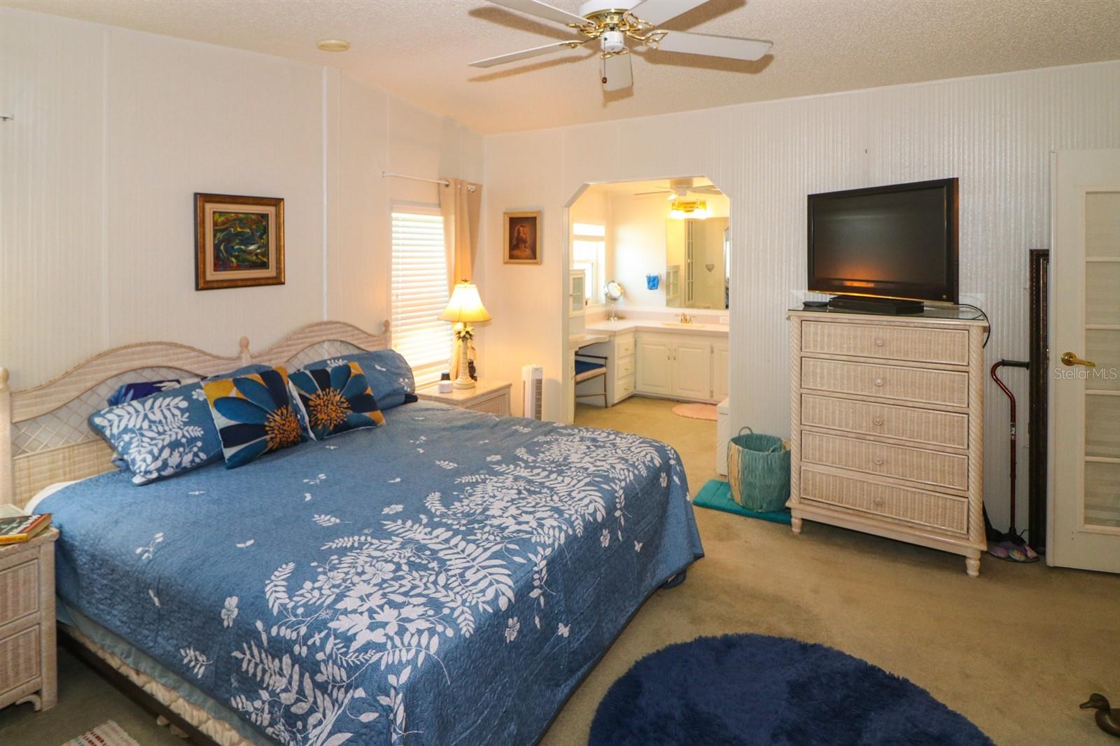 LAKEWOOD VILLG. - Residential