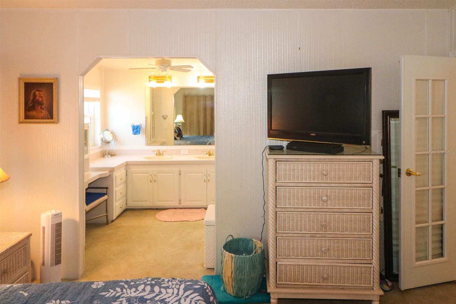 LAKEWOOD VILLG. - Residential