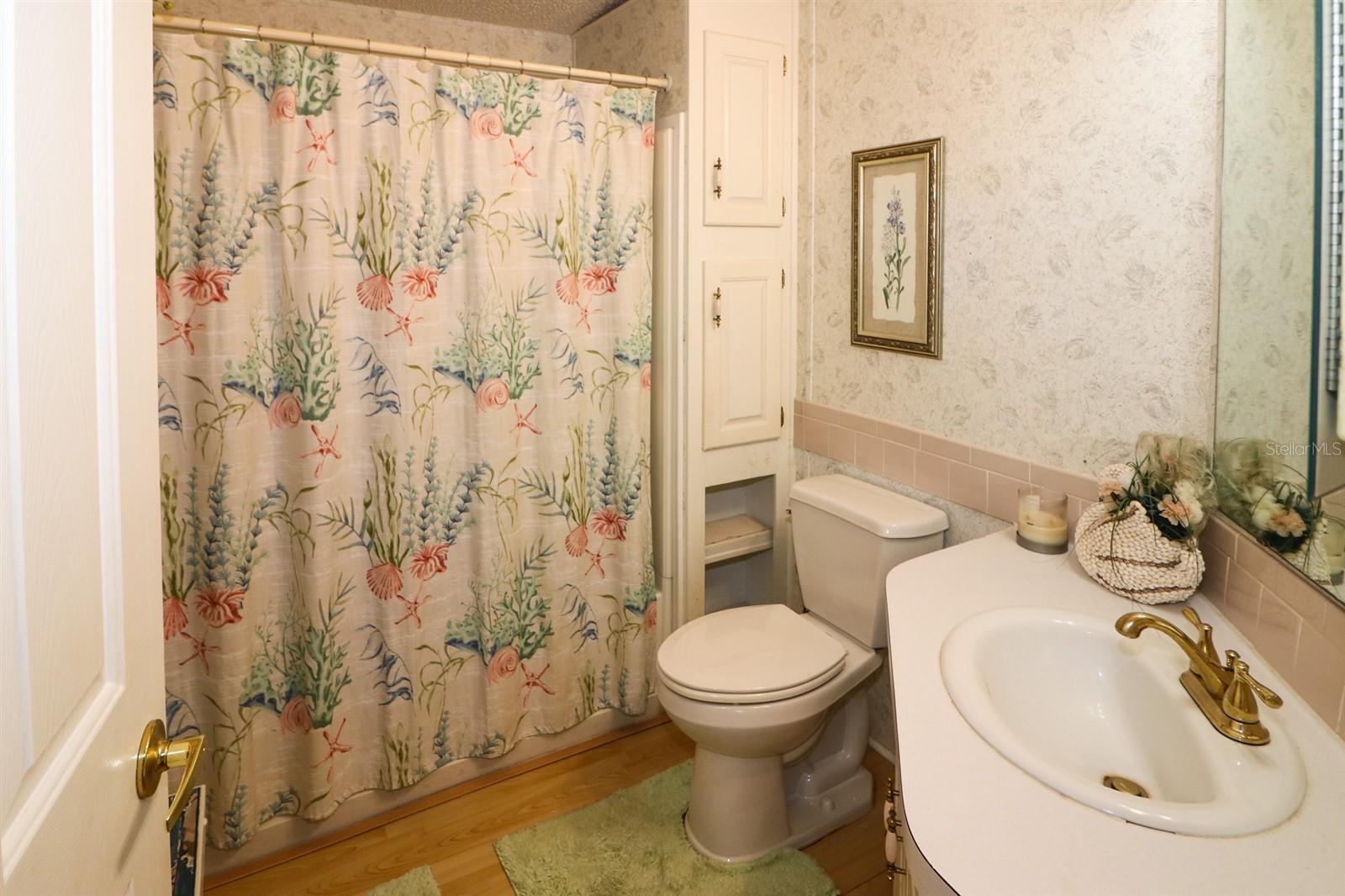 LAKEWOOD VILLG. - Residential