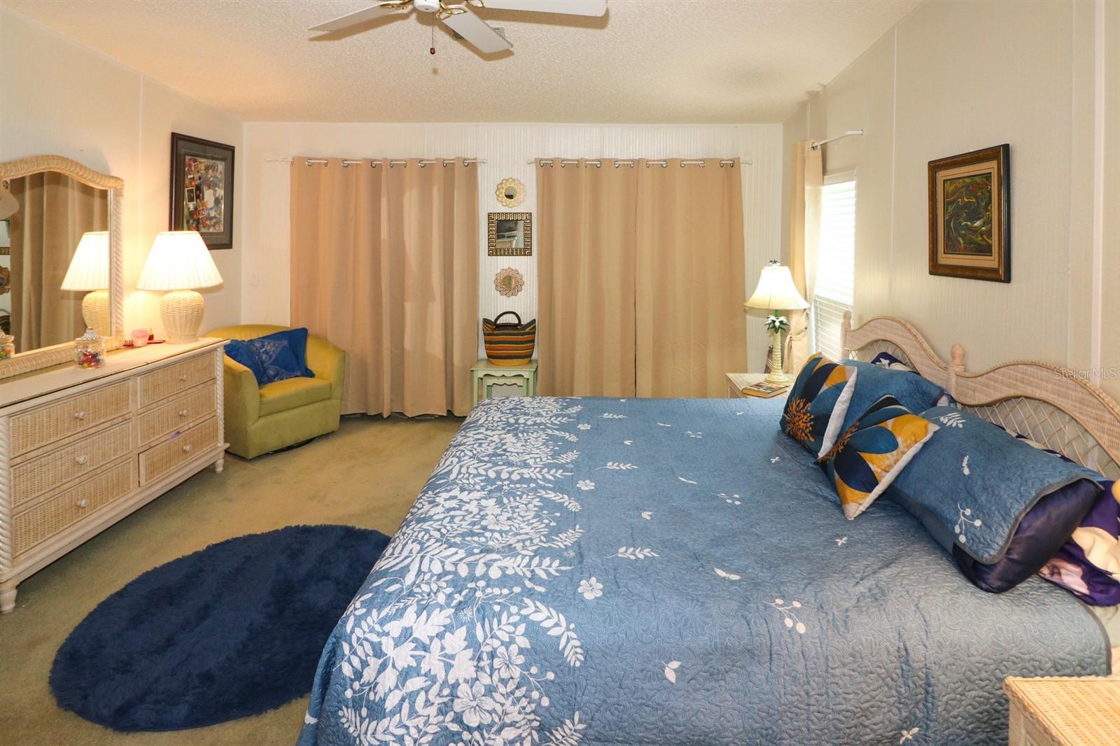 LAKEWOOD VILLG. - Residential