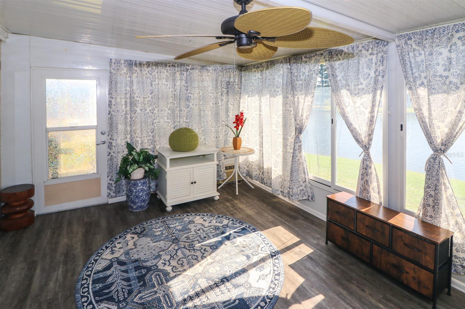 LAKEWOOD VILLG. - Residential