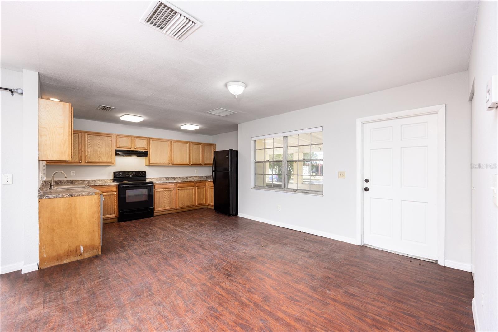 CEDAR GROVE - Residential