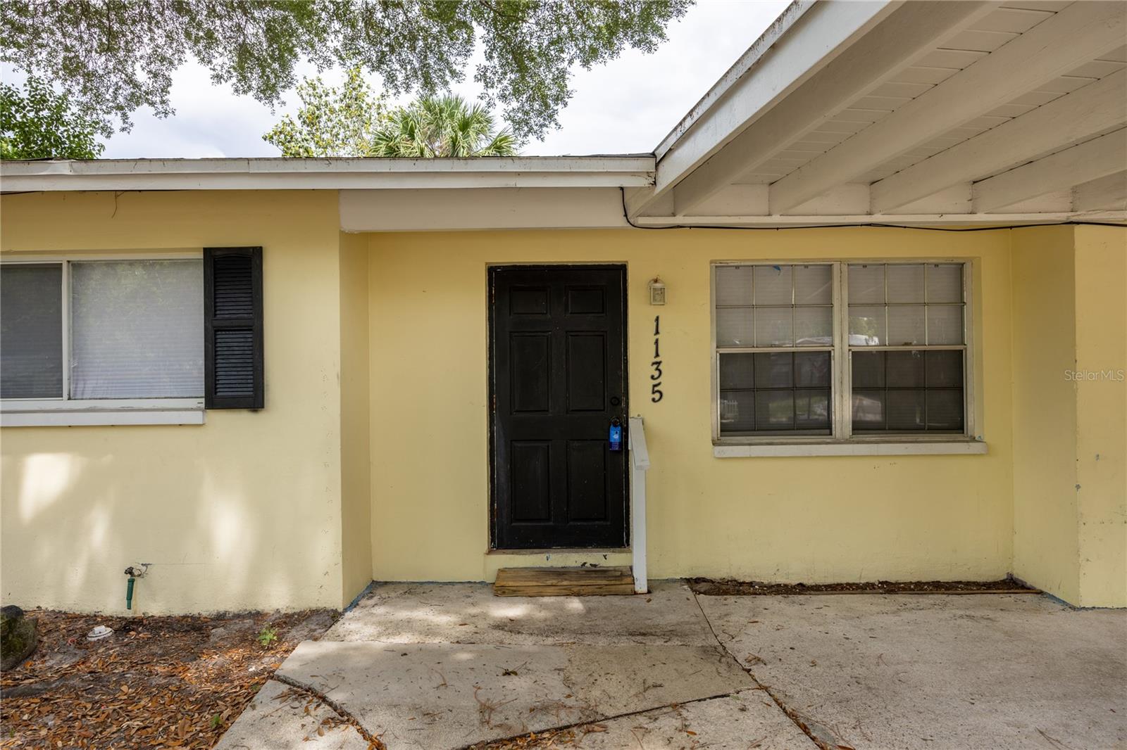 1135 NE 24TH TERRACE