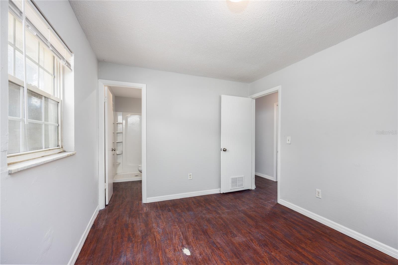 CEDAR GROVE - Residential