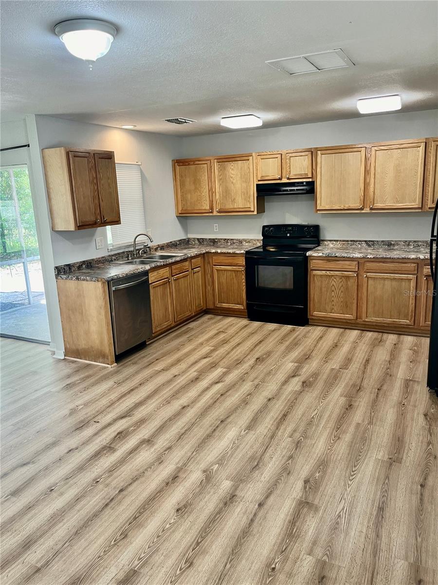 CEDAR GROVE - Residential