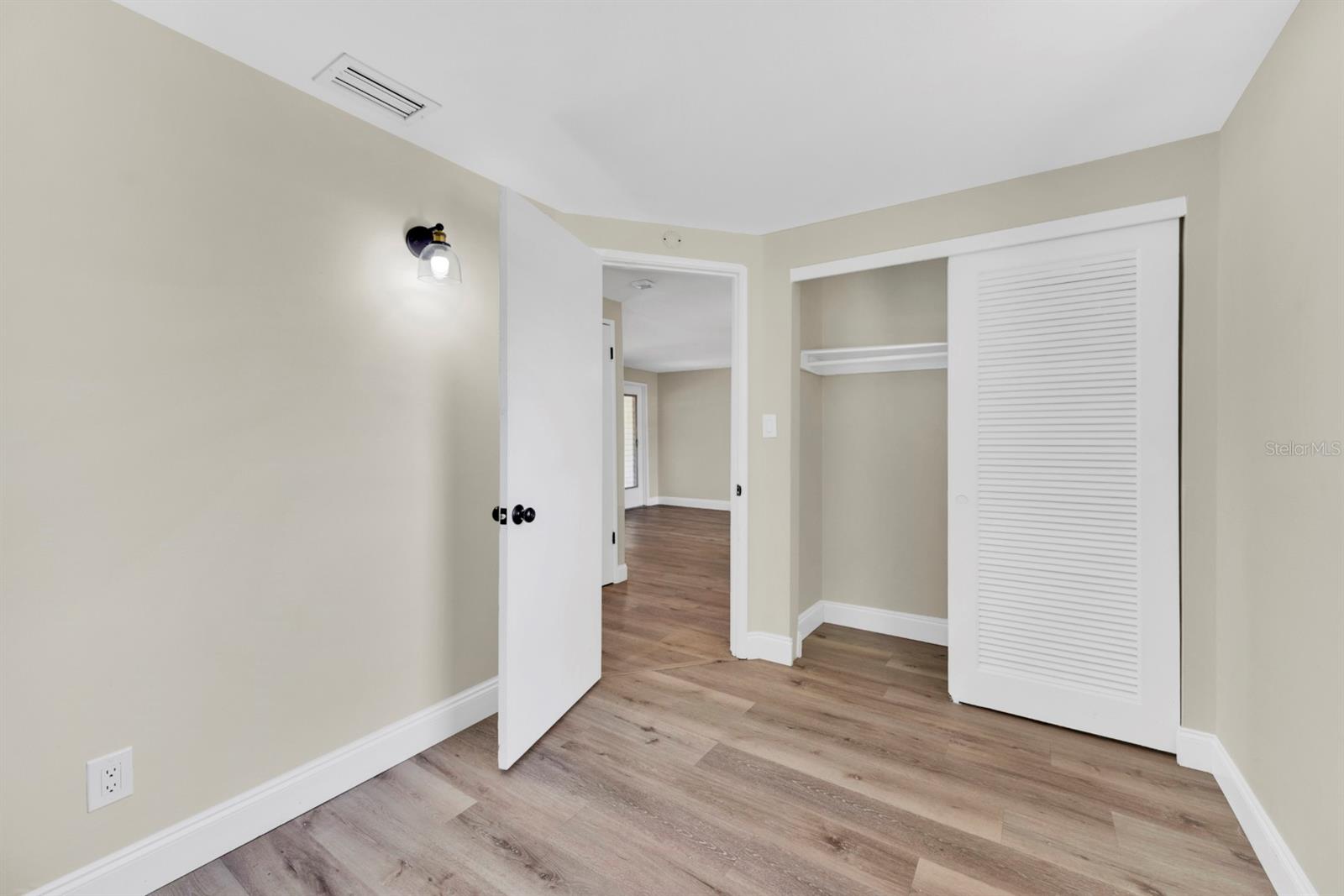 ORANGE LAKE VILLAGE 2 - Residential