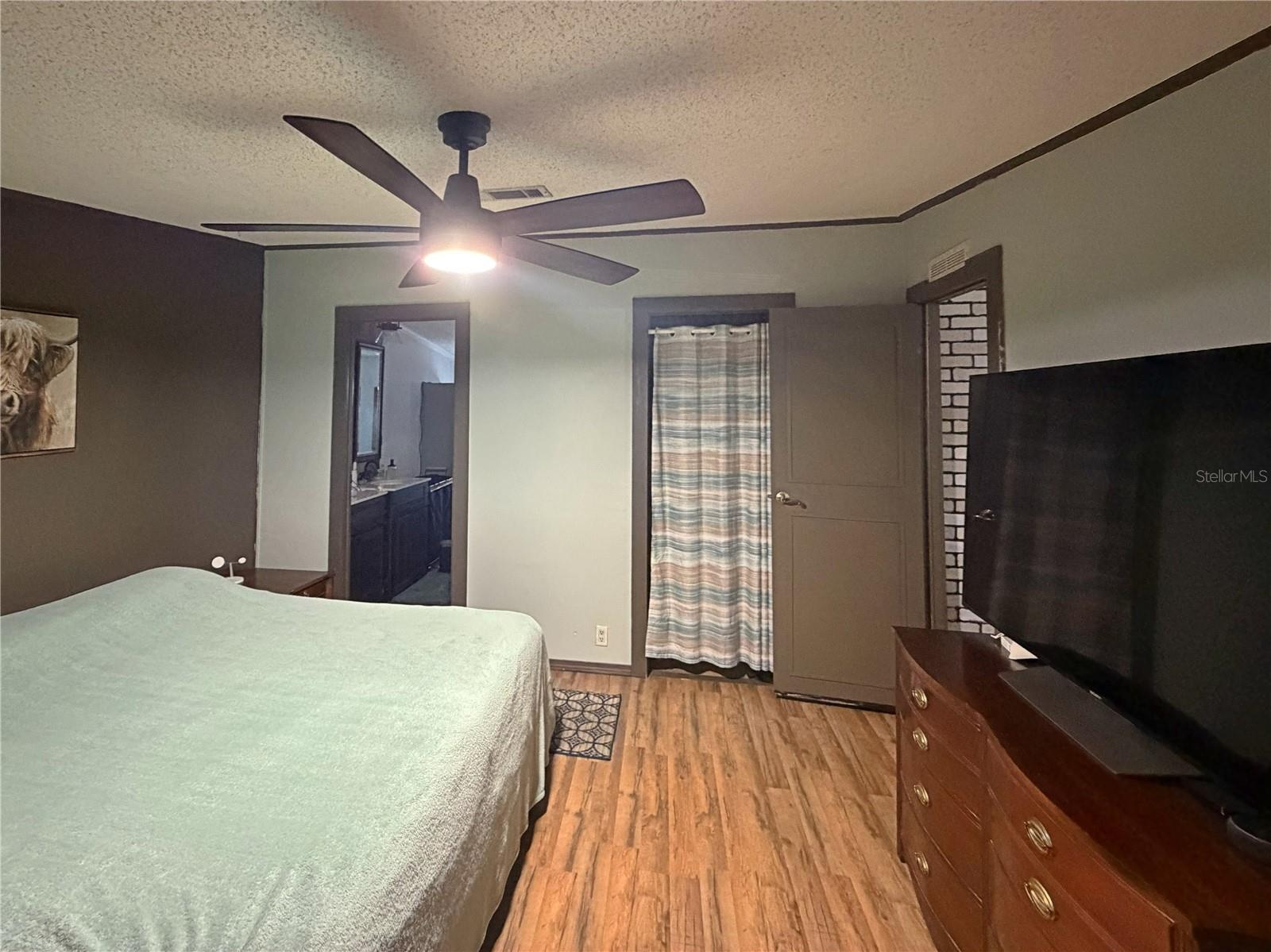 OLD PONDEROSA HOMESTEAD PH - Residential